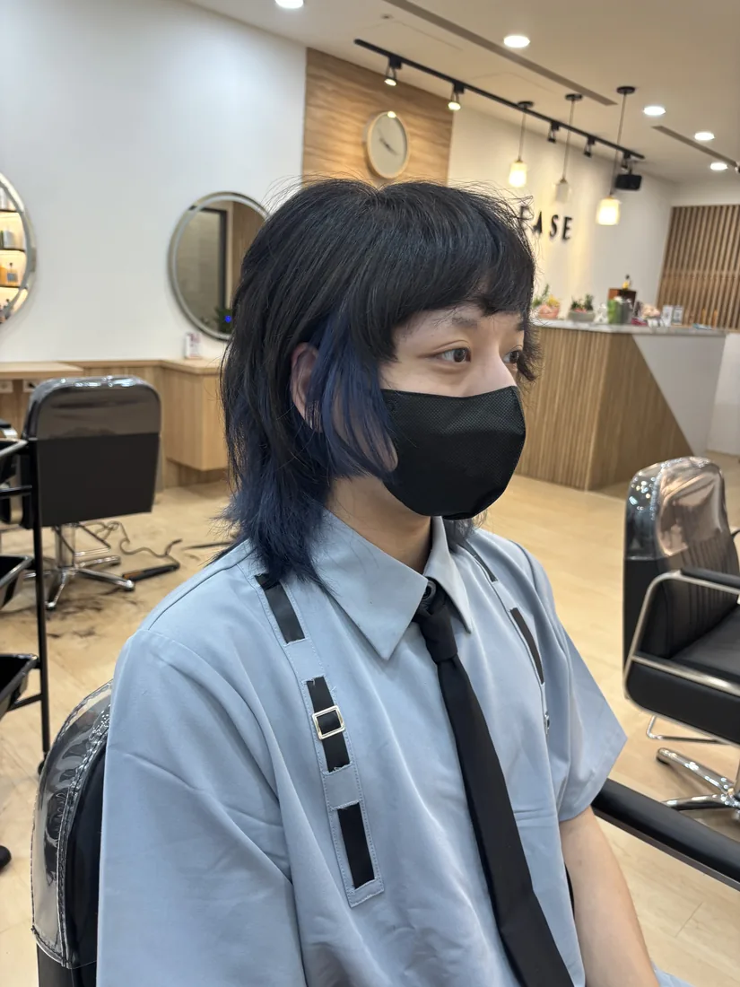男生中長髮暗夜藍區塊染作品