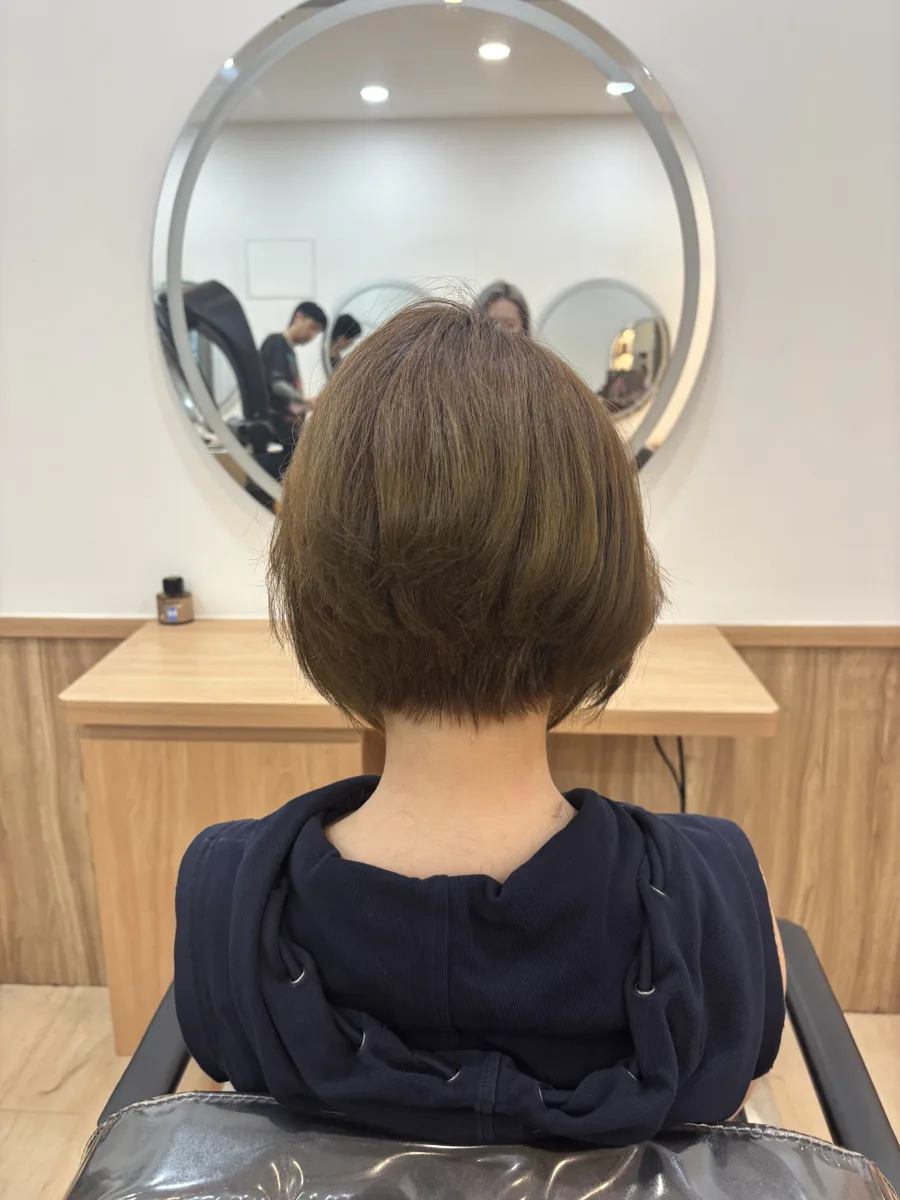 漂髮加自然捲角蛋白護髮施作後柔順服貼